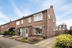 Te koop: Solide 2-1 kapwoning met royale garage op prachtige locatie !