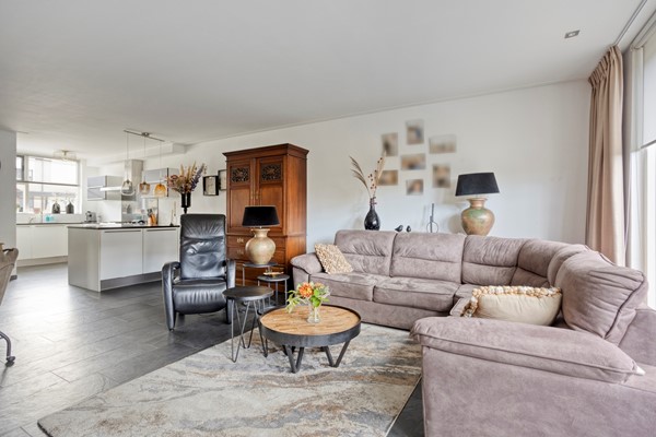 Te koop: Een huis dat voelt als thuiskomen – modern, stijlvol en helemaal af. Welkom aan De Kluut 36! Kluut363752PPBunschotenSpakenburgNL-09.jpg