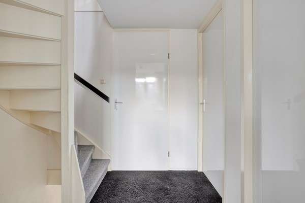 Te koop: Een huis dat voelt als thuiskomen – modern, stijlvol en helemaal af. Welkom aan De Kluut 36! Kluut363752PPBunschotenSpakenburgNL-17.jpg