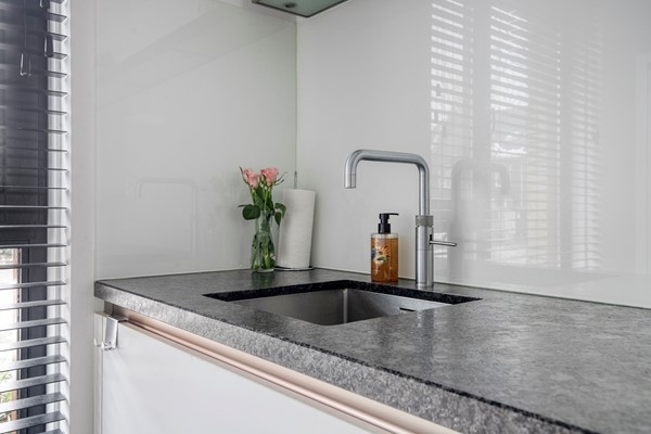 Lient233829EJHooglanderveenNL-14.jpg 15