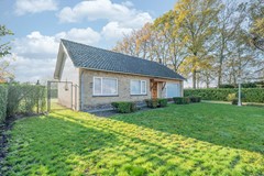 01 Bovenstraat 75 Hoeven.jpg