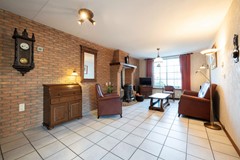 10 Mgr van Dongenlaan 20 Hoeven.jpg