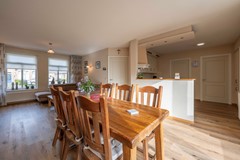 16 Bovenstraat 7 Hoeven.jpg