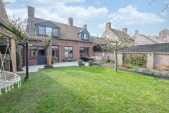 29 Markt 16 Standdaarbuiten.jpg