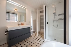 43 Markt 16 Standdaarbuiten.jpg