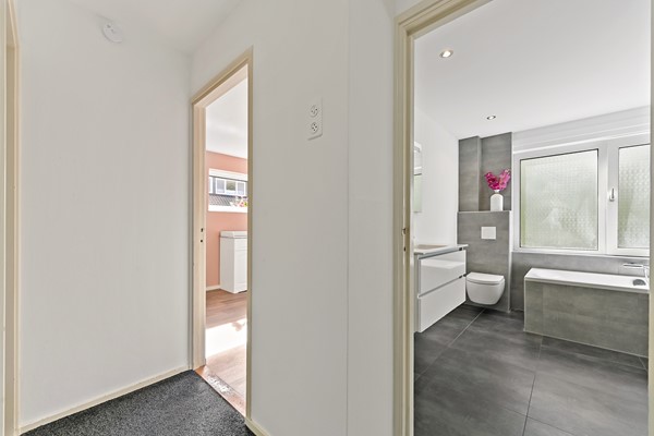 Medium property photo - Schiedamseweg 118, 3121 JL Schiedam
