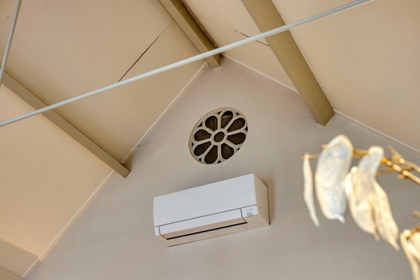 Medium property photo - Raadhuisplein 11, 4671 DA Dinteloord