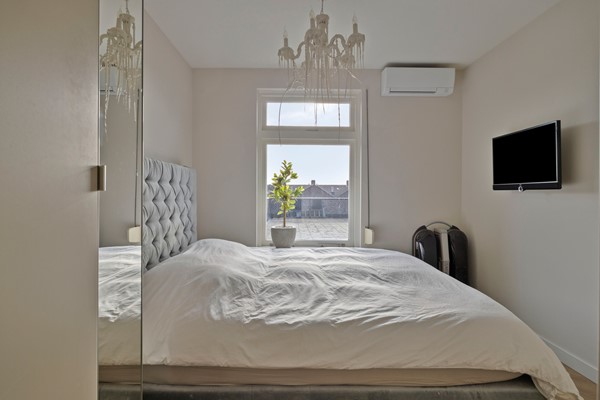 Medium property photo - Raadhuisplein 11, 4671 DA Dinteloord