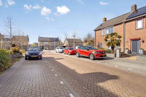Medium property photo - van Nesstraat 4, 4671 AJ Dinteloord