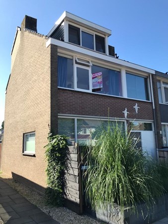 Douwes Dekkerlaan 15, Papendrecht