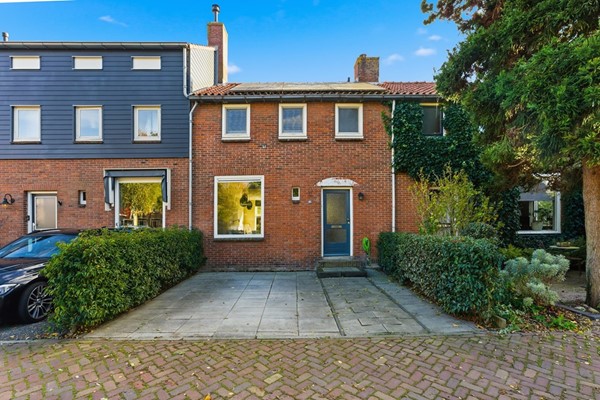 Merwedeweg 25, Alblasserdam