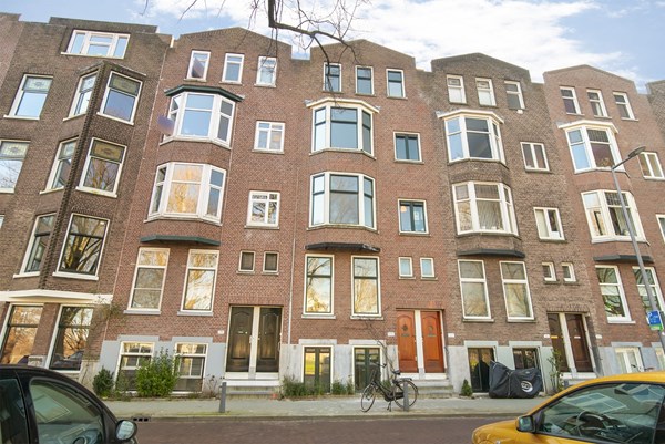 Verkocht: Groot (ca. 105 m2) 5-kamer bovenhuis op 2e en halve 3e verdieping, vlakbij Rotterdam CS