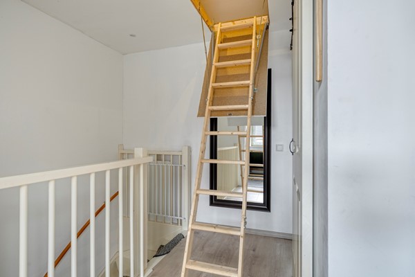Medium property photo - Vennemeerstraat 12, 2334 DE Leiden