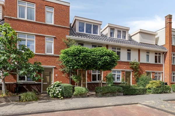 Medium property photo - Vennemeerstraat 12, 2334 DE Leiden
