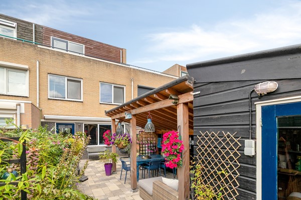 Medium property photo - Henriëtte van der Meystraat 42, 2331 SE Leiden