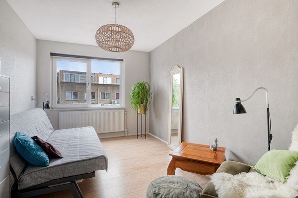 Medium property photo - Henriëtte van der Meystraat 42, 2331 SE Leiden