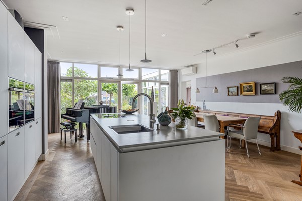 Medium property photo - Rijndijk 142, 2331 AJ Leiden