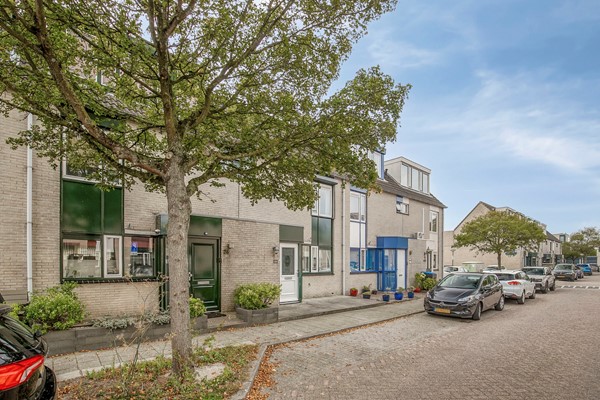 Medium property photo - Louise Wentstraat 28, 2331 NM Leiden