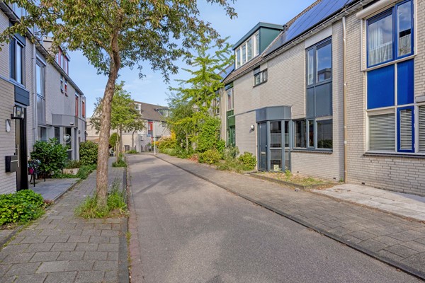 TruusWijsmullerpad72331GRLeiden-05.jpg