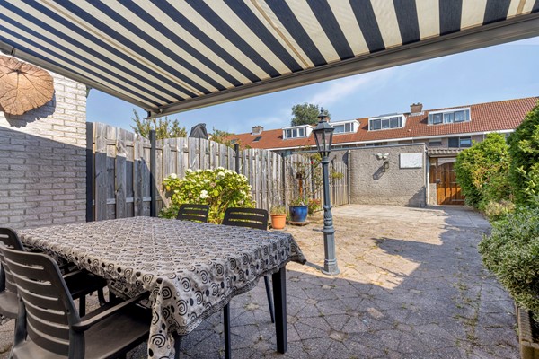 VeraBondamstraat202331KLLeiden-29.jpg
