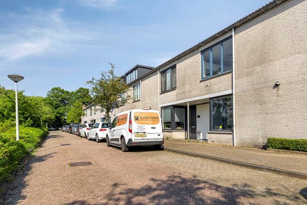 VeraBondamstraat202331KLLeiden-01.jpg