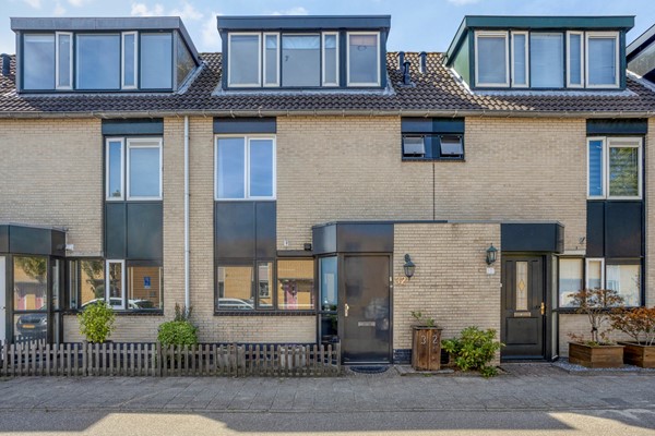 MaryZeldenrustweg322331NDLeidenNL-01.jpg