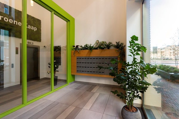 Medium property photo - Maashavenweg, 3072 AZ Rotterdam