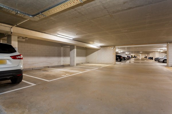 Medium property photo - Maashavenweg, 3072 AZ Rotterdam
