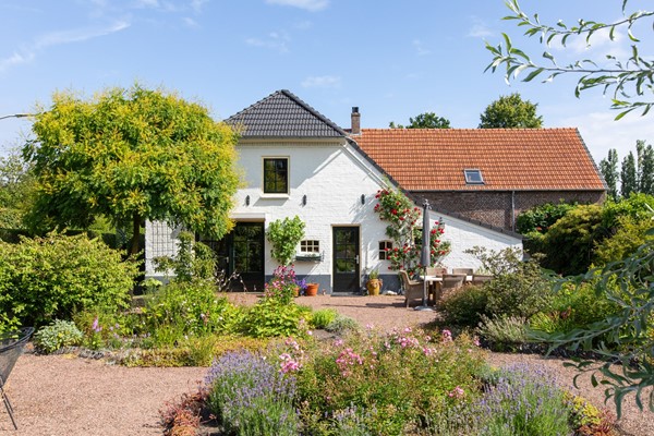 Medium property photo - Valkstraat 10, 6611 KW Overasselt