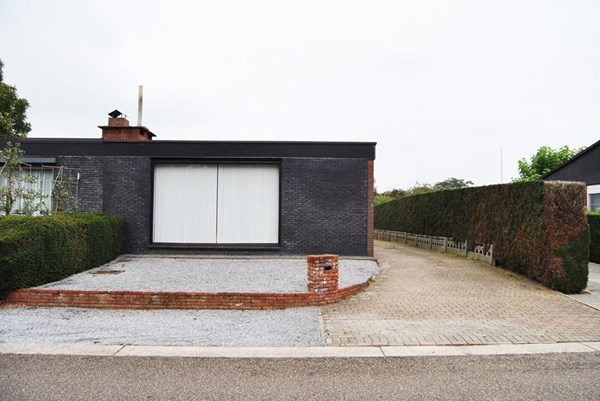Dwarsstraat 6, Balen