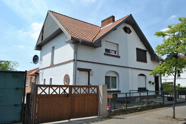 Sint-Barbaraplein 3, Heusden-Zolder