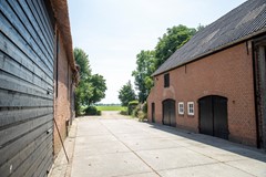 bs25062554003.jpg