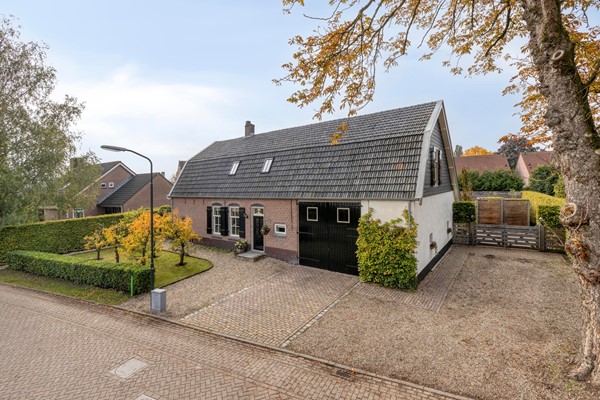Oude Kerkstraat 8, 4261BL Wijk en Aalburg