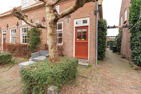 Te koop: Landpoortstraat 25, 4285AR Woudrichem