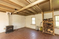 bs26061875600.jpg