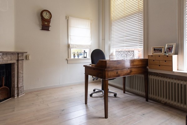 Foto - Te koop: Uniek wonen in oude pastorie!