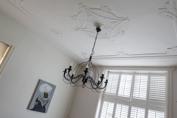 Foto - Te koop: Uniek wonen in oude pastorie!