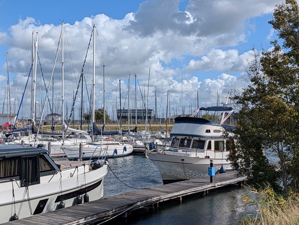 Foto - Te koop: Uniek wonen in oude pastorie!