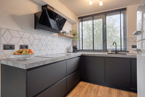 Foto - Te koop: Henry Dunantstraat 18, 4471 BV Wolphaartsdijk