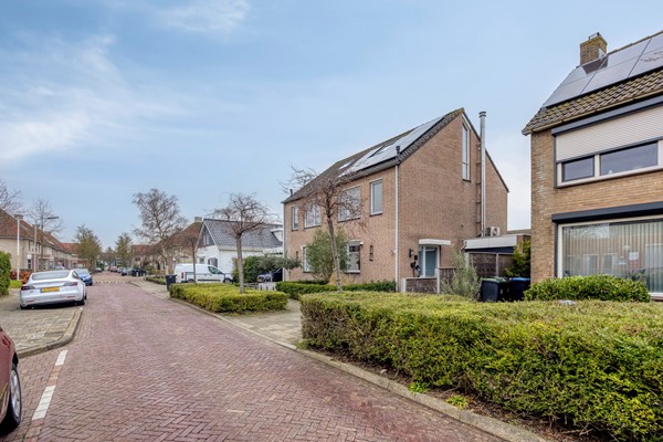 Foto - Te koop: Henry Dunantstraat 18, 4471 BV Wolphaartsdijk