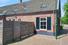 9b.jpg
