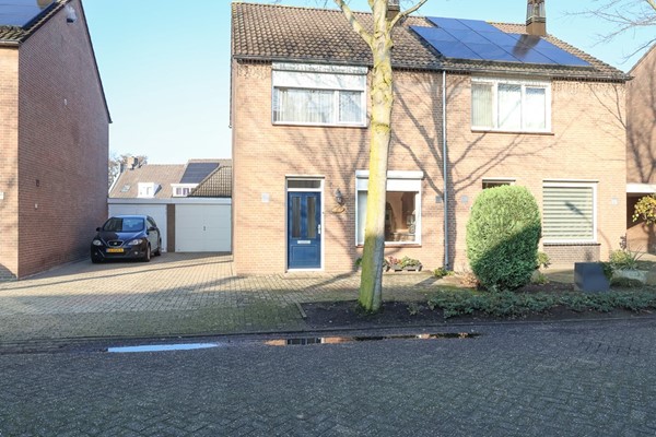 Smidsepad 27, Liempde