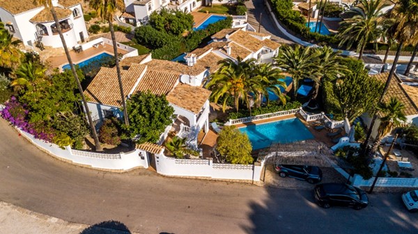 Medium property photo - Camino la Cometa 24, 03729 la Cometa