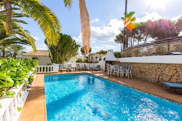 Medium property photo - Camino la Cometa 24, 03729 la Cometa