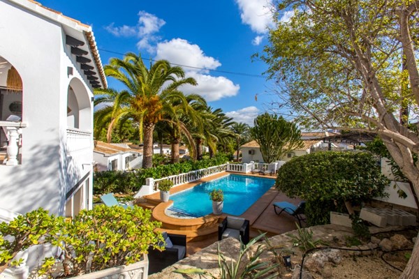 Medium property photo - Camino la Cometa 24, 03729 la Cometa