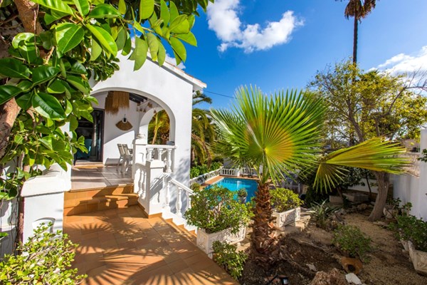 Medium property photo - Camino la Cometa 24, 03729 la Cometa