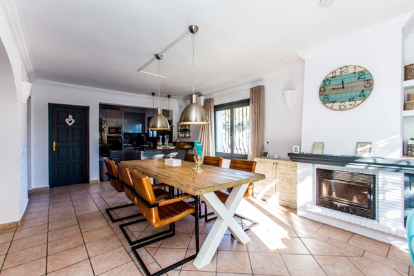 Medium property photo - Camino la Cometa 24, 03729 la Cometa