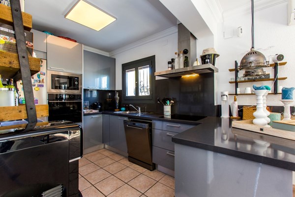 Medium property photo - Camino la Cometa 24, 03729 la Cometa