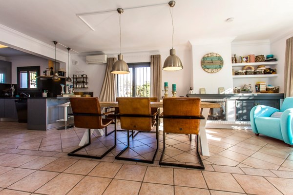 Medium property photo - Camino la Cometa 24, 03729 la Cometa