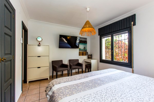 Medium property photo - Camino la Cometa 24, 03729 la Cometa